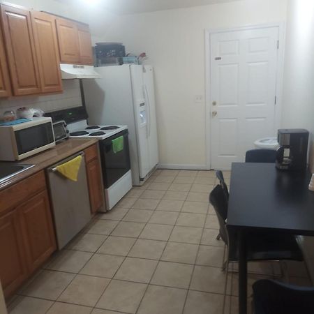 Crystal Room 1 Guest House Near 12Mins To Ewr Airport / Prudential / Njit / Penn Station Newark Eksteriør billede