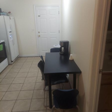 Crystal Room 1 Guest House Near 12Mins To Ewr Airport / Prudential / Njit / Penn Station Newark Eksteriør billede