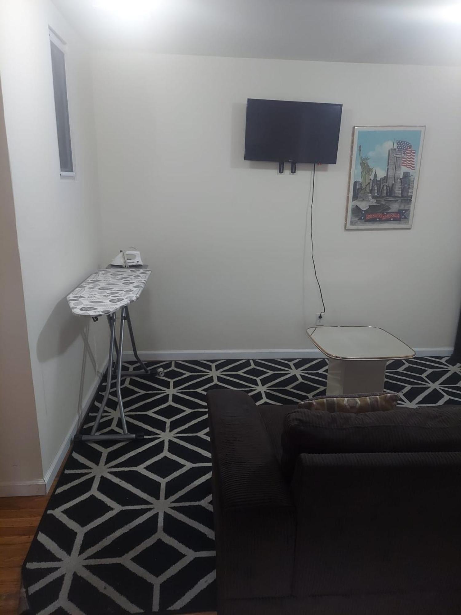 Crystal Room 1 Guest House Near 12Mins To Ewr Airport / Prudential / Njit / Penn Station Newark Eksteriør billede
