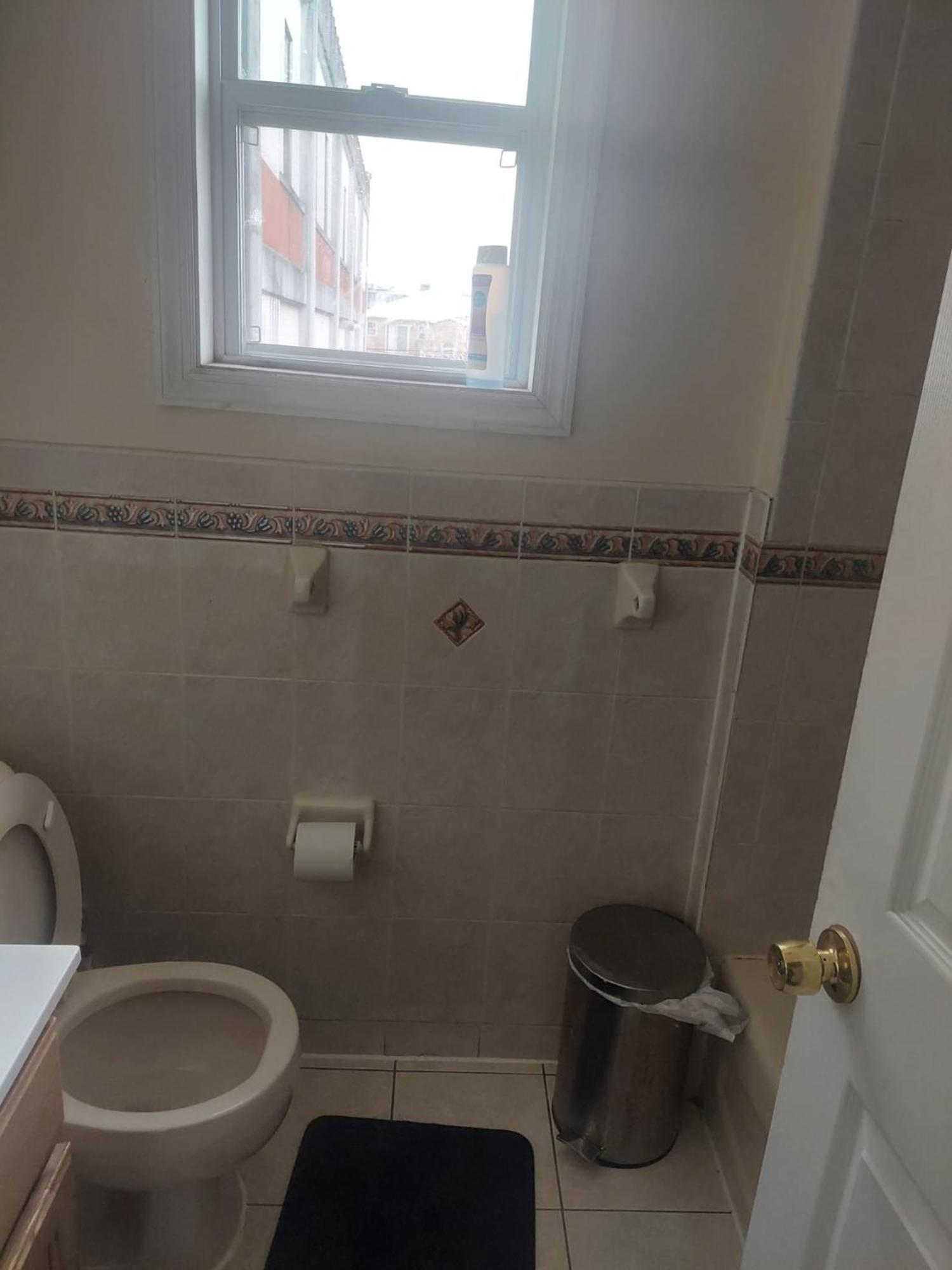 Crystal Room 1 Guest House Near 12Mins To Ewr Airport / Prudential / Njit / Penn Station Newark Eksteriør billede