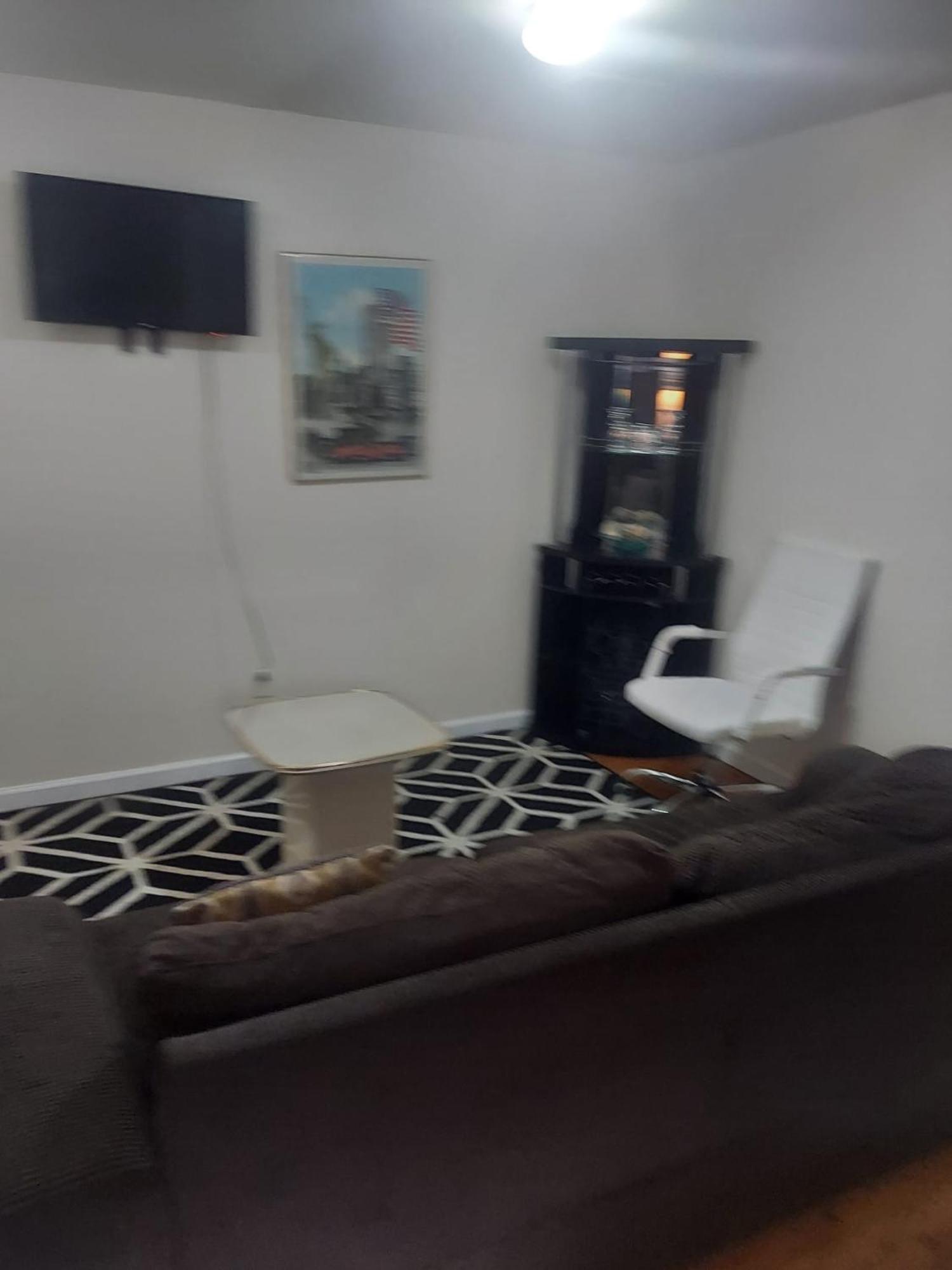 Crystal Room 1 Guest House Near 12Mins To Ewr Airport / Prudential / Njit / Penn Station Newark Eksteriør billede