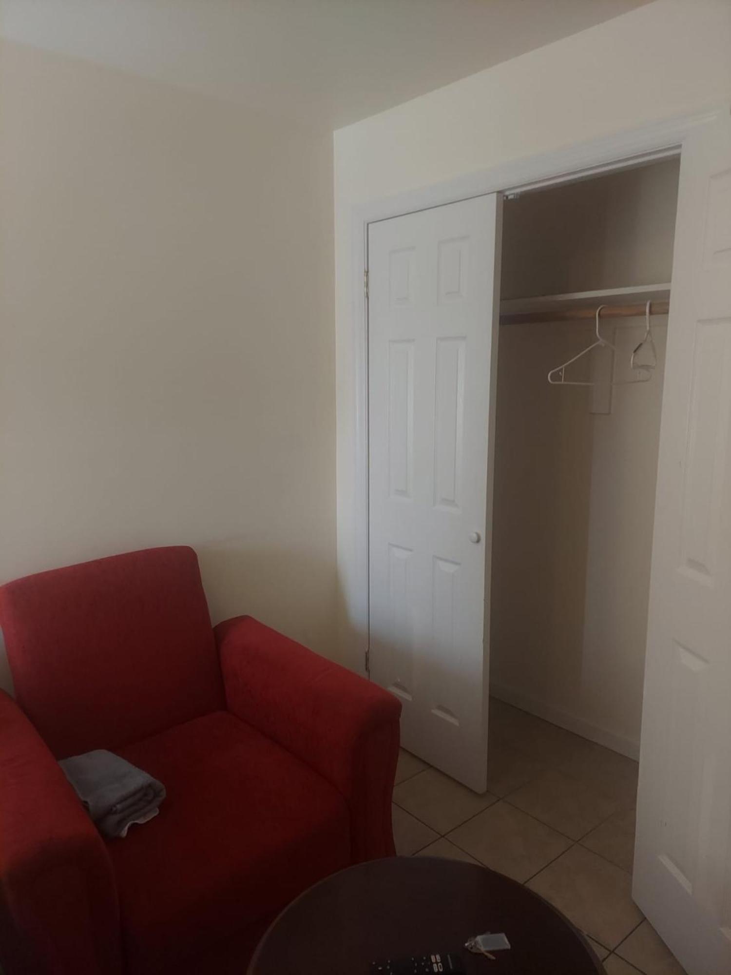 Crystal Room 1 Guest House Near 12Mins To Ewr Airport / Prudential / Njit / Penn Station Newark Eksteriør billede